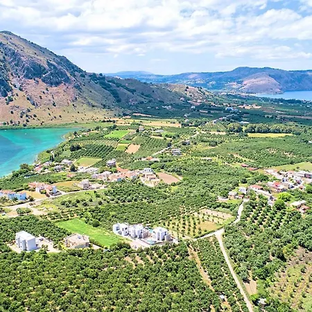Fuer 10 Personen In Draia, Kreta West Kreta Semesterbostad Dhrámia