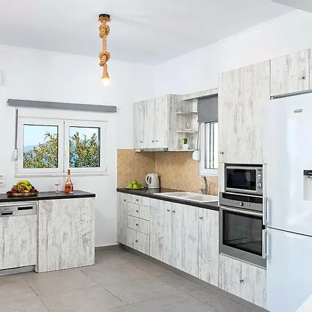 Holiday home Fuer 10 Personen In Draia, Kreta West Kreta Dhramia